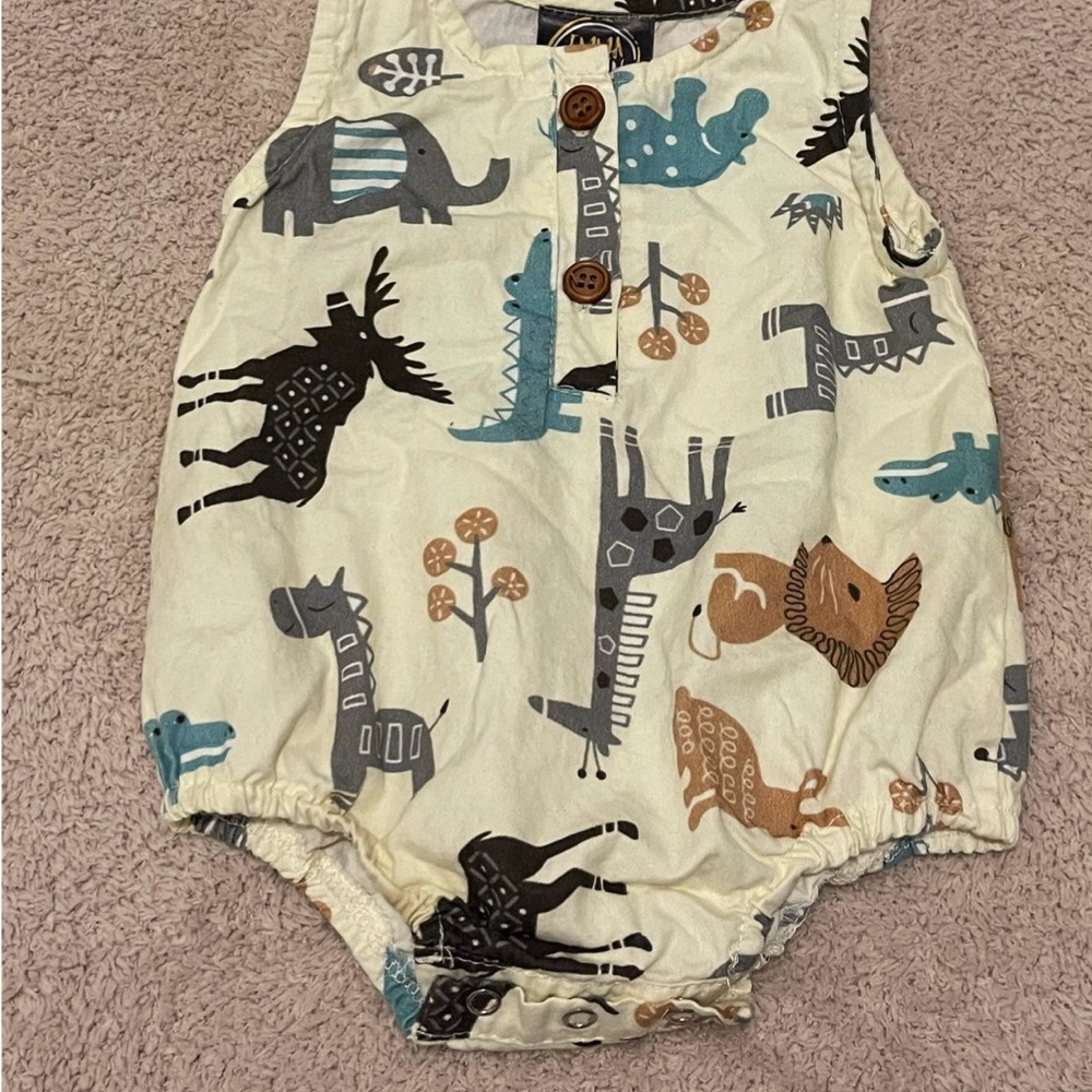 Boutique outfit unisex